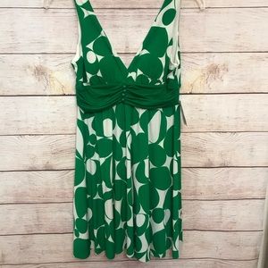 NWT Forever 21 V-Neck Dress Green/Ivory Dress Med
